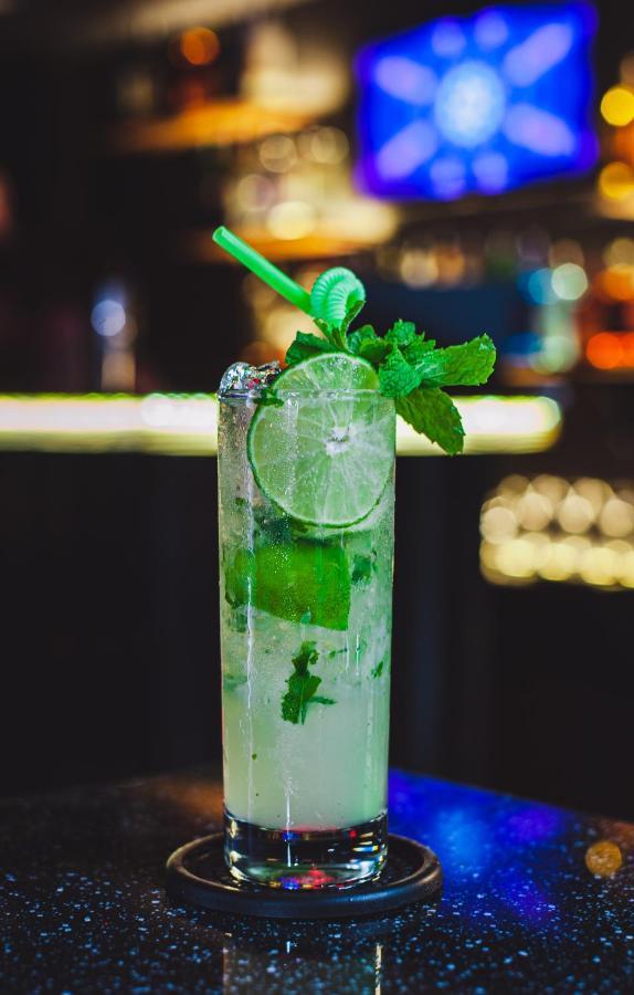 Saigon Hub Hostel โฮจิมินห์ซิตี้ ภายนอก รูปภาพ