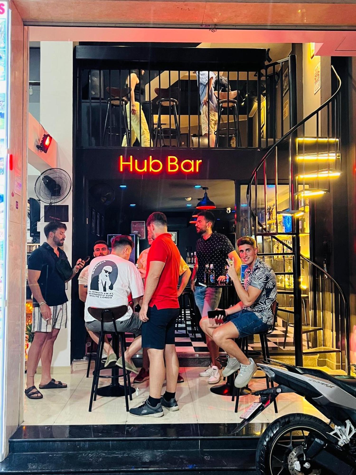 Saigon Hub Hostel โฮจิมินห์ซิตี้ ภายนอก รูปภาพ