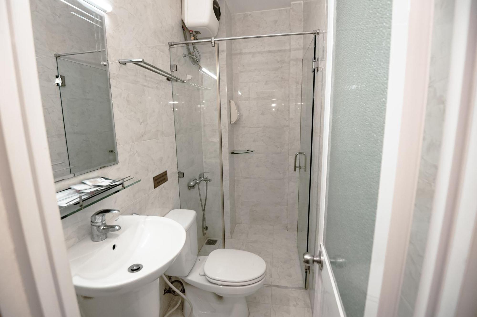 Saigon Hub Hostel โฮจิมินห์ซิตี้ ภายนอก รูปภาพ