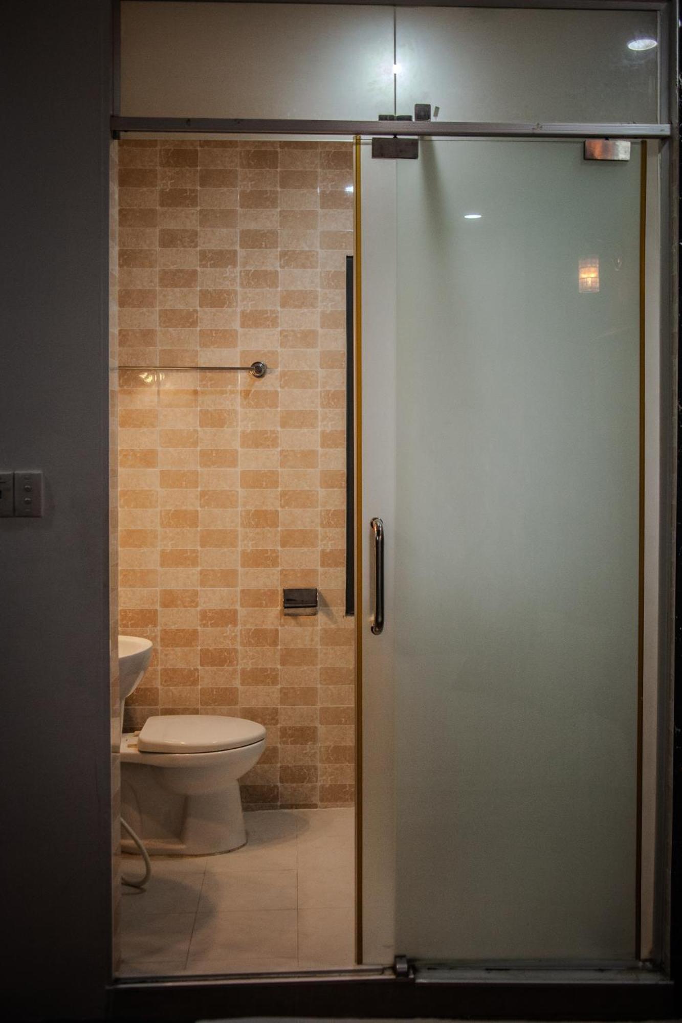 Saigon Hub Hostel โฮจิมินห์ซิตี้ ภายนอก รูปภาพ